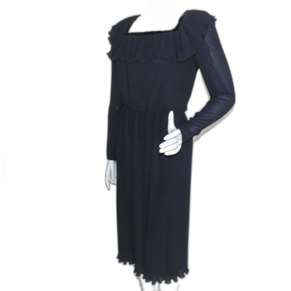 JEAN-LOUIS SCHERRER/JLS Boutique Dress, 38/S, Black, Pleat skirt, Ruffle neck - Picture 4 of 15